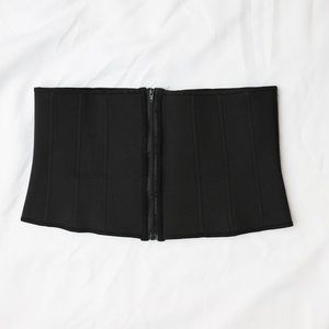SHEIN Adjustable Waist Trainer/Corset Size 3XL. In excellent condition!